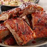 FEIJAO, ARROZ, FAROFA, MACARRAO,BATATA FRITA. SALADA: BETERRABA