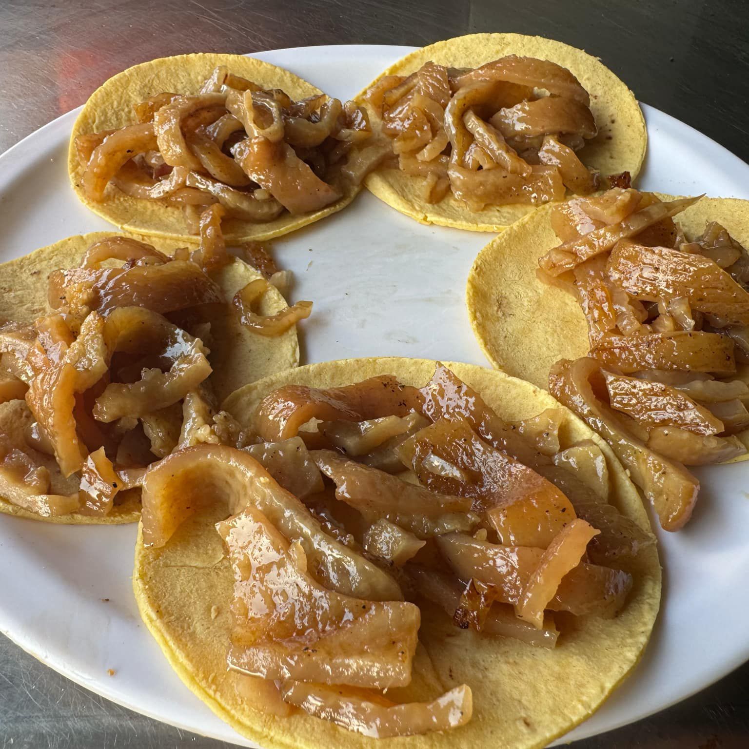 5 Tacos de Cuerito