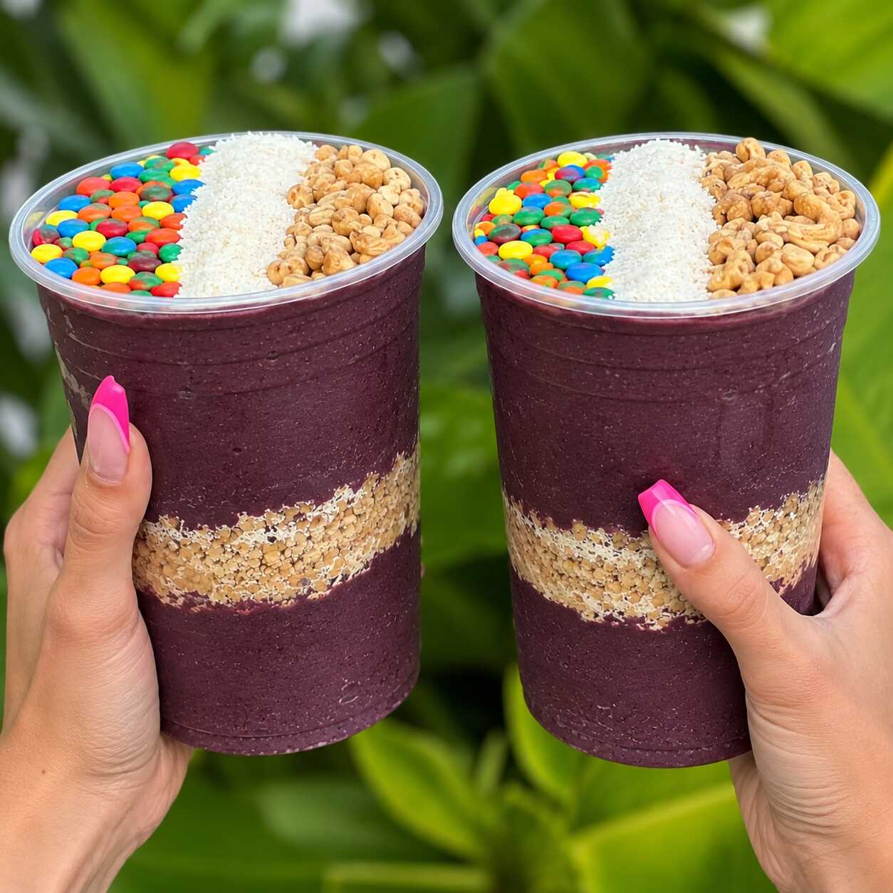 COPO PADRÃO, 770ML CADA, RECHEIO EM BAIXO, NO MEIO EM CIMA , PADRÃO REI