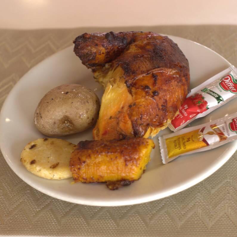 Cuarto De Pollo Asado