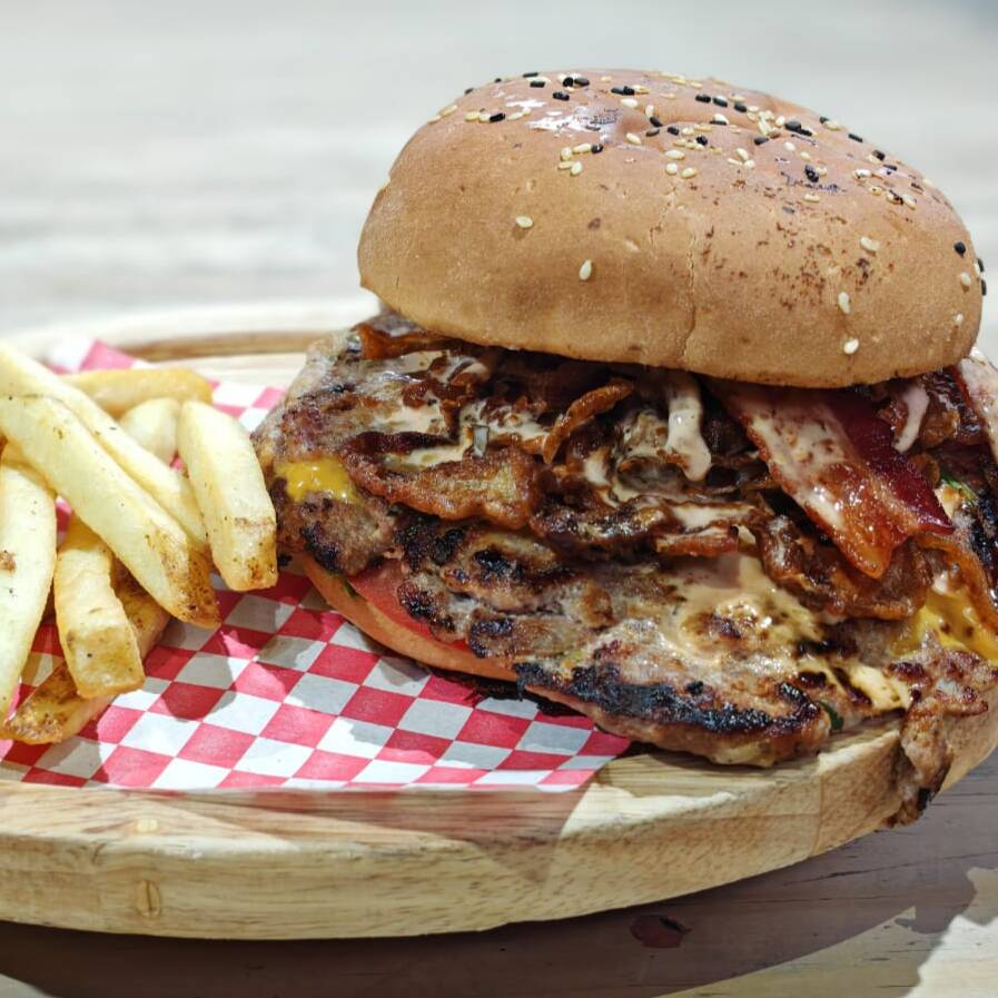 Smoked Cheese Burger