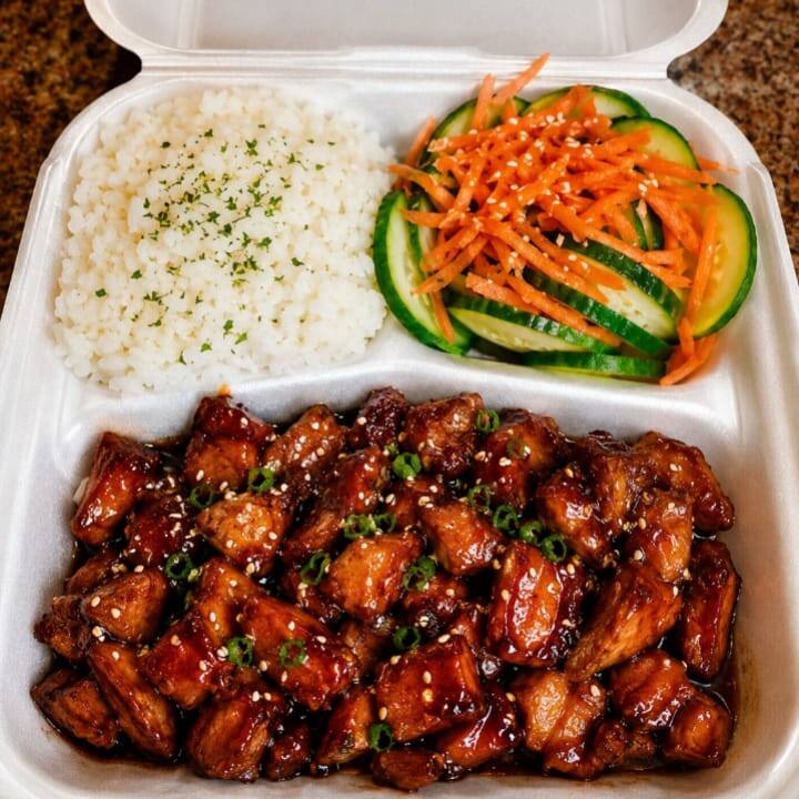 teriyaki + arroz + ensalada