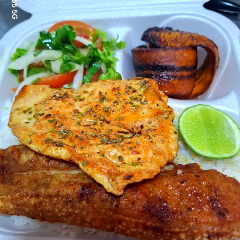 Almuerzo Típico