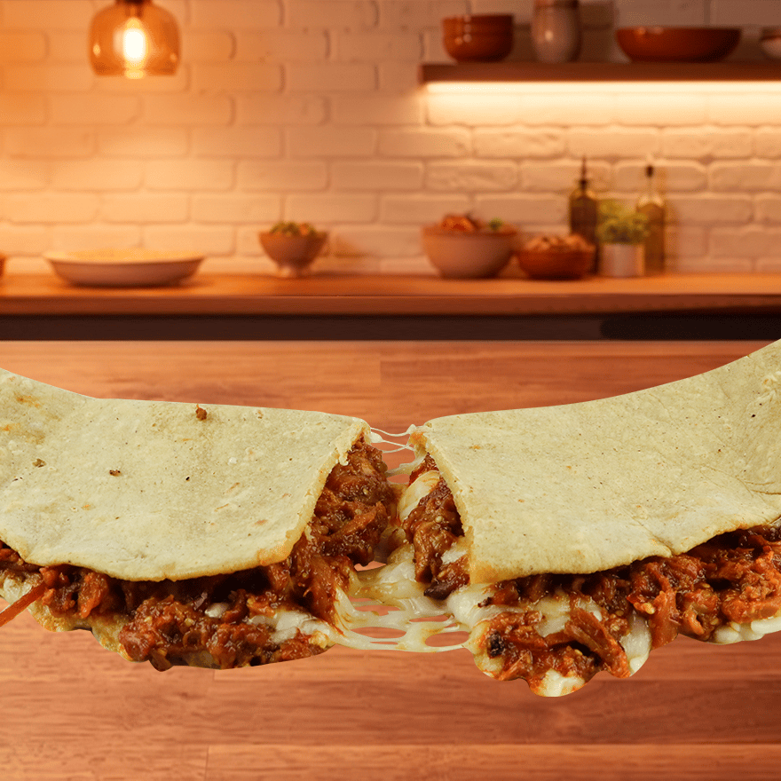 Quesadilla Jumbo con Guisado