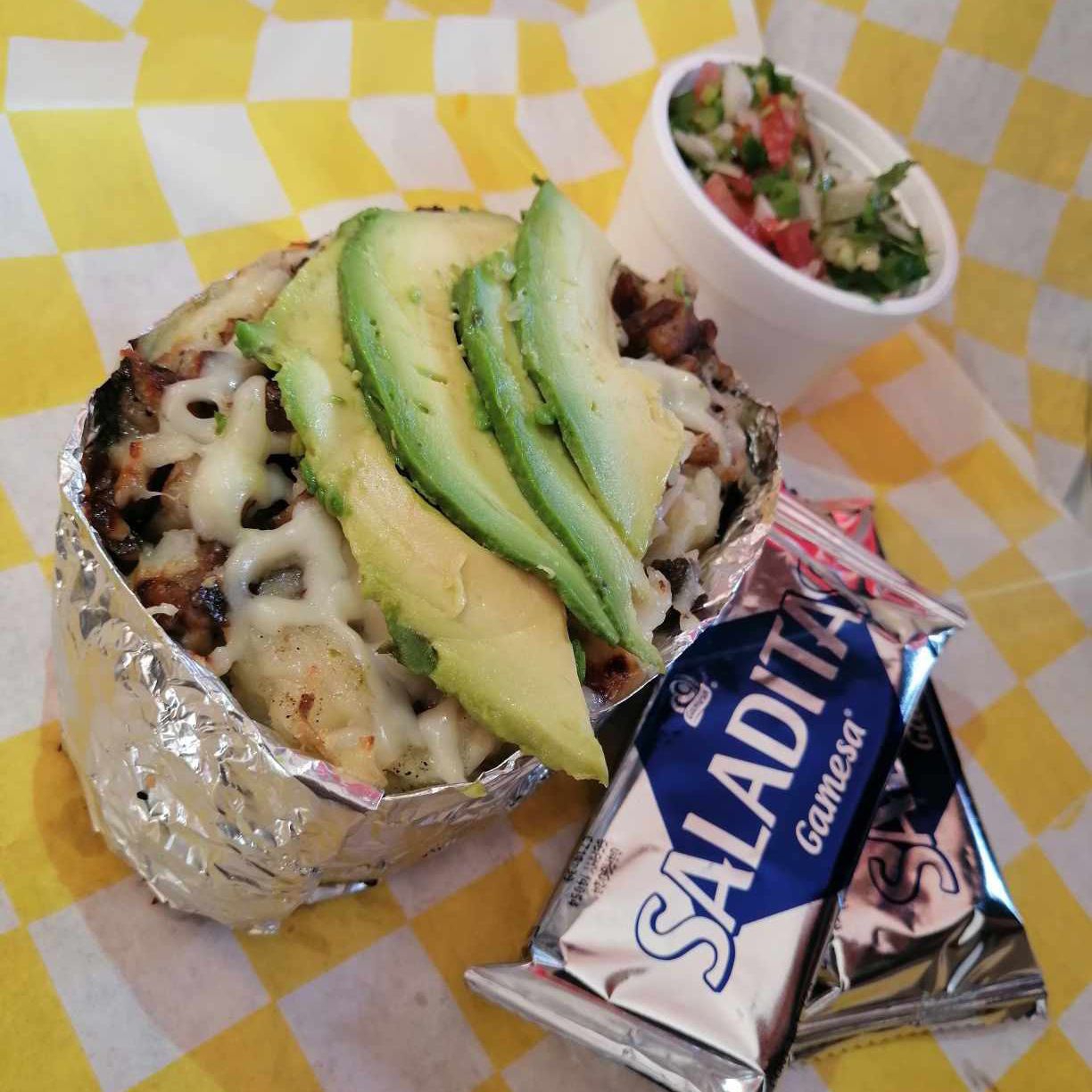 Papa Rellena de Carne Asada