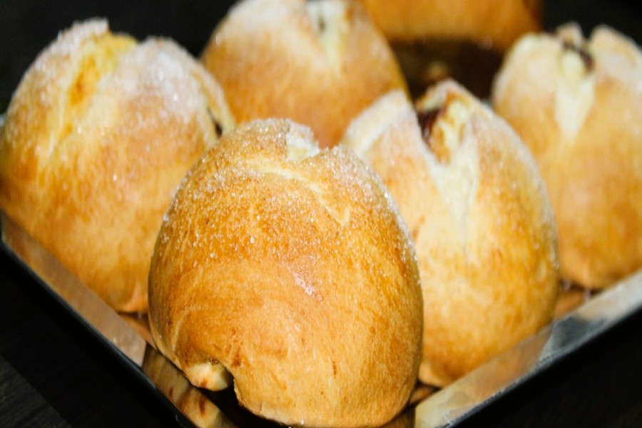 PAN DE BOCADILLO Y QUESO