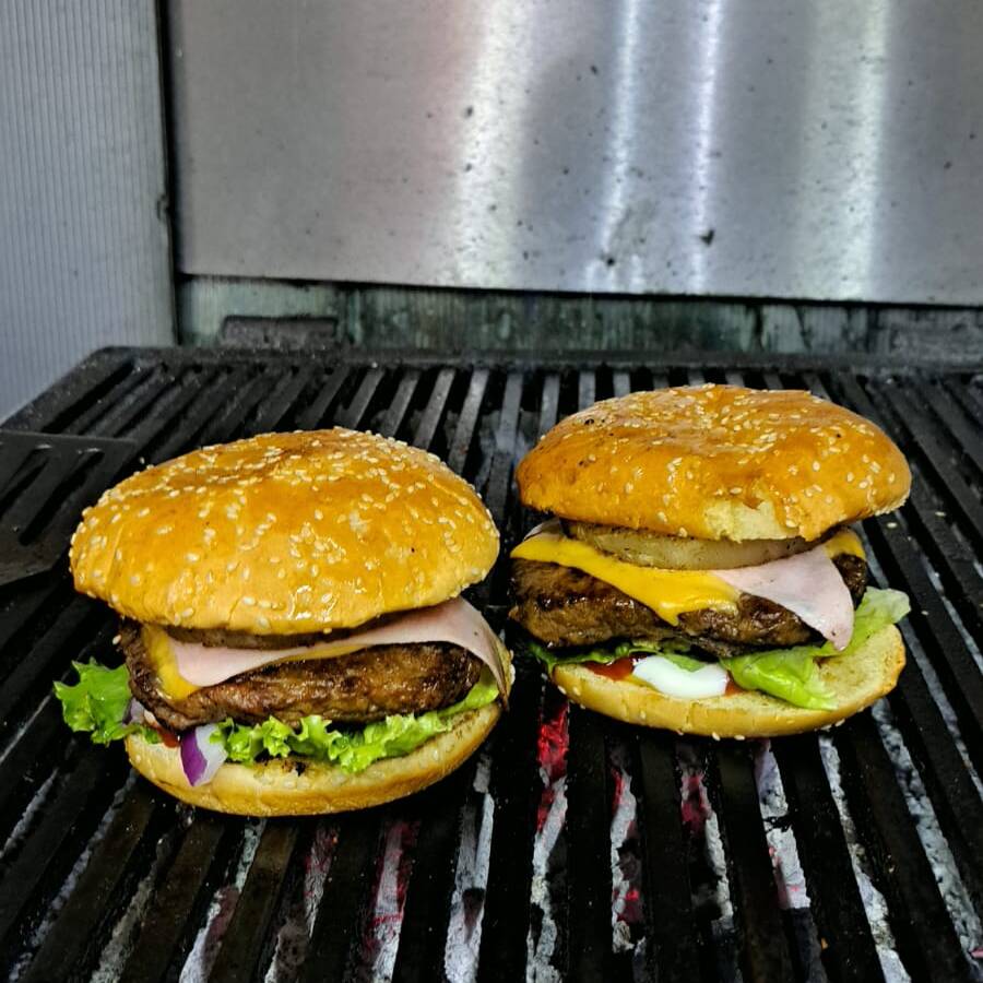 Combo 2 2 Burgers + 2 Papas + 2 Refrescos 400 ml