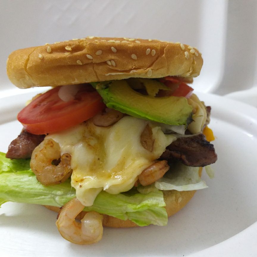 Hamburguesa Mar y Tierra