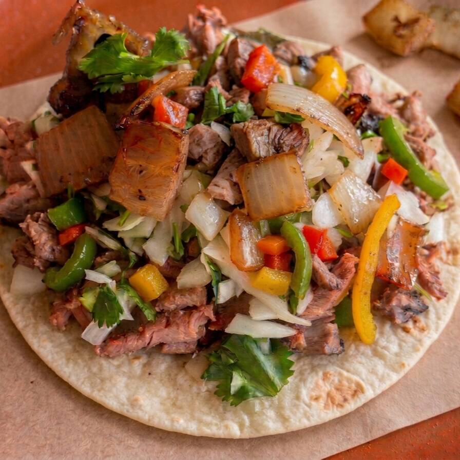 Taco Asado con Alambre Harina