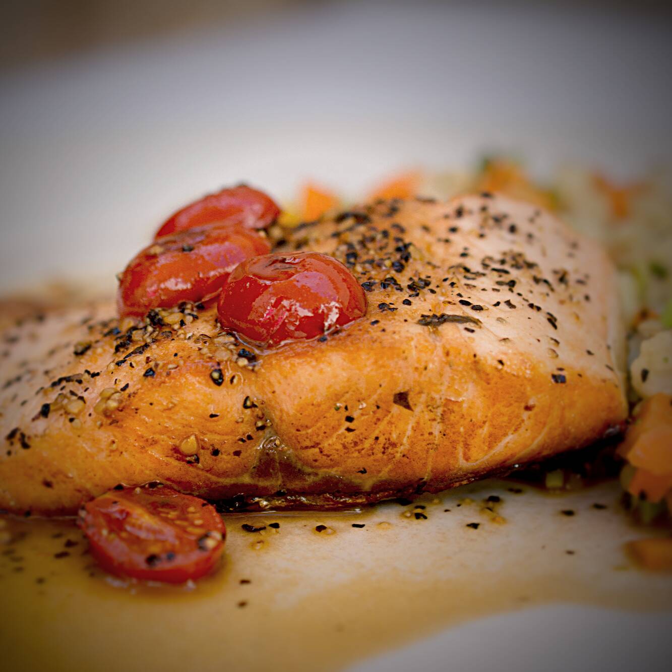 Salmón a La Parilla con Puré de Papa