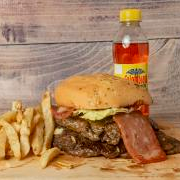 Combo Hamburguesa Media Libra Doble Carne