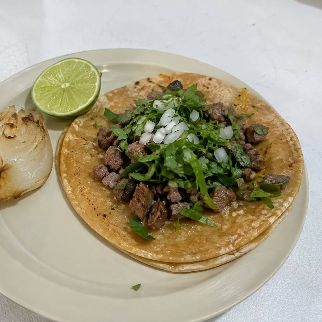 Tacos de Bistec de Cerdo