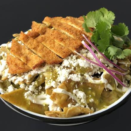 Combo de Chilaquiles Suizos con Milanesa de Pollo
