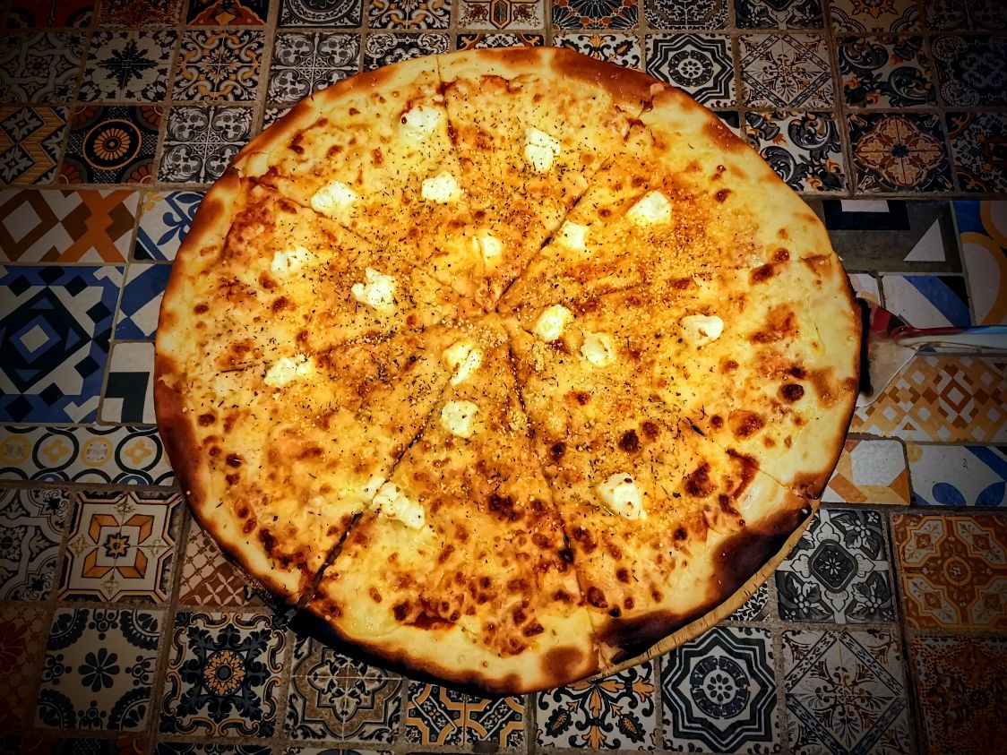 Pizza 4 Quesos