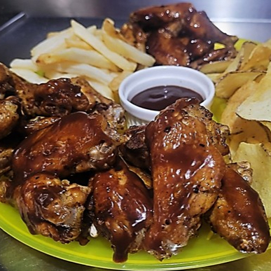 Alitas para Compartir BBQ o Miel Mostaza 32 pzas