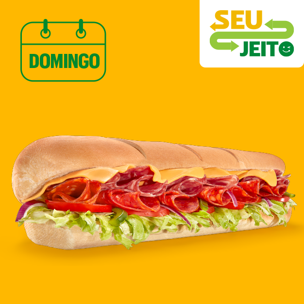 Mamma mia! Salada com fatias de salame e pepperoni