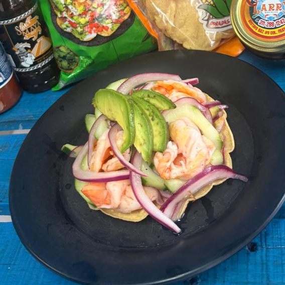 Tostada Camarón Cocido