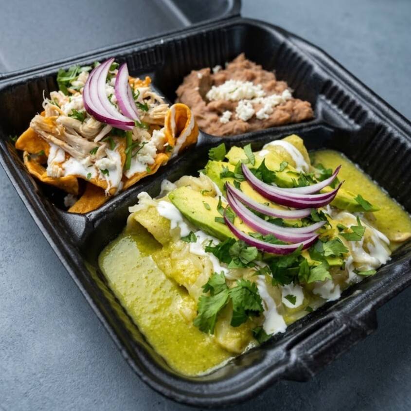 Enchiladas Suizas con Chilaquiles