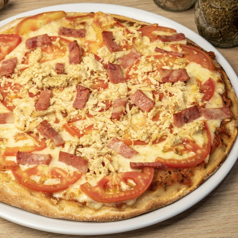 Pizza Junior (4 Porciones)+ Coca Cola 250ml DidiT