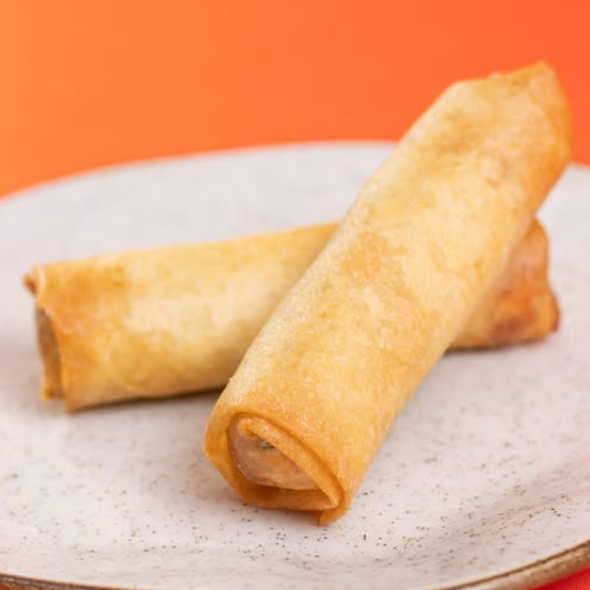 Massa de haromaki, Salmão, cream cheese, cebolinha e gergelim.