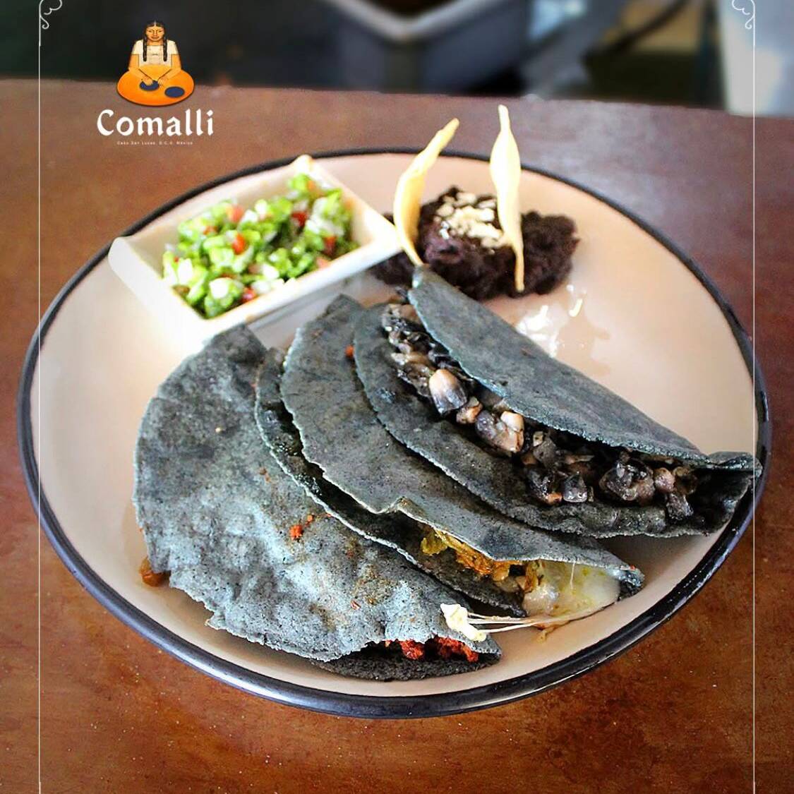 QUESADILLAS DE FLOR DE CALABZA, HUITLACOCHE