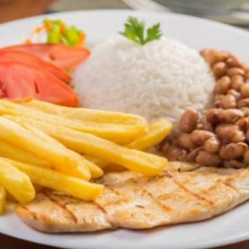 Refeição com 1 pedaço de frango a milanesa com arroz, feijão, batata frita ou salada verde. (Atenção Não Pode Acrescentar Ou Substituir Qualquer Item)