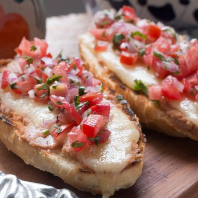 Molletes Montados