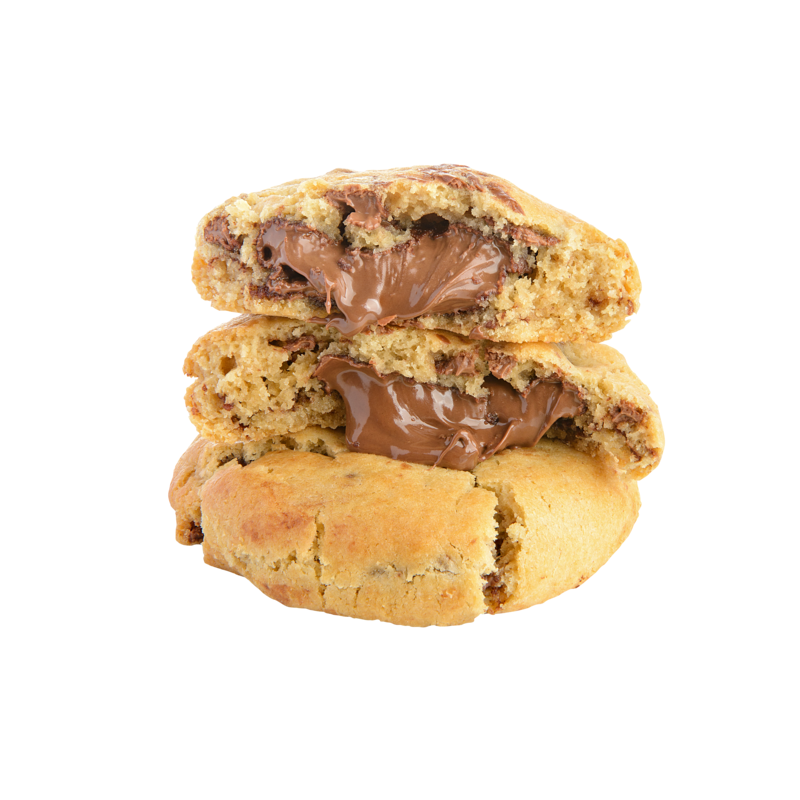 Siiiim, é Nutella de verdade! Cookie de baunilha com pedaços de chocolate ao leite e ultra recheio do puro creme de avelã Nutella.