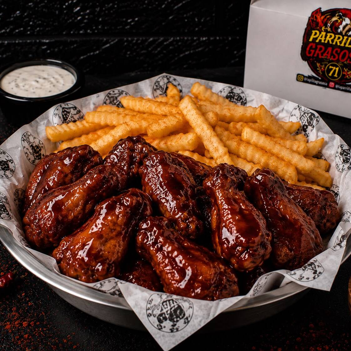 Combo 10 Alitas + Papas