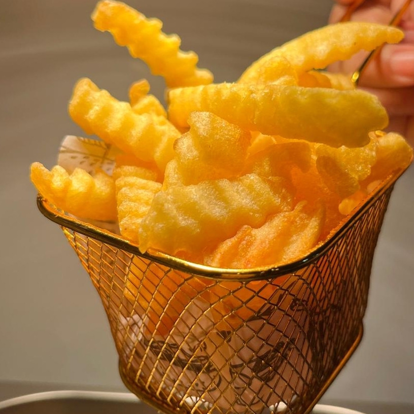 Porção individual de batata sequinha, crocante e irresistivel.