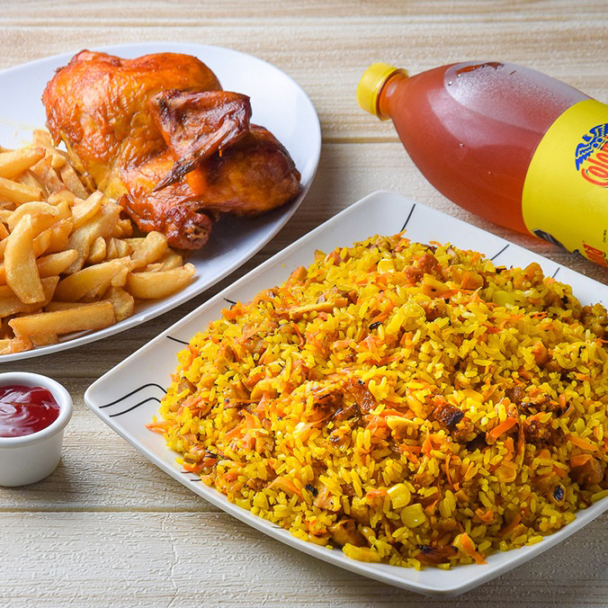 Arroz Paisa Mediano + 1/2 Pollo