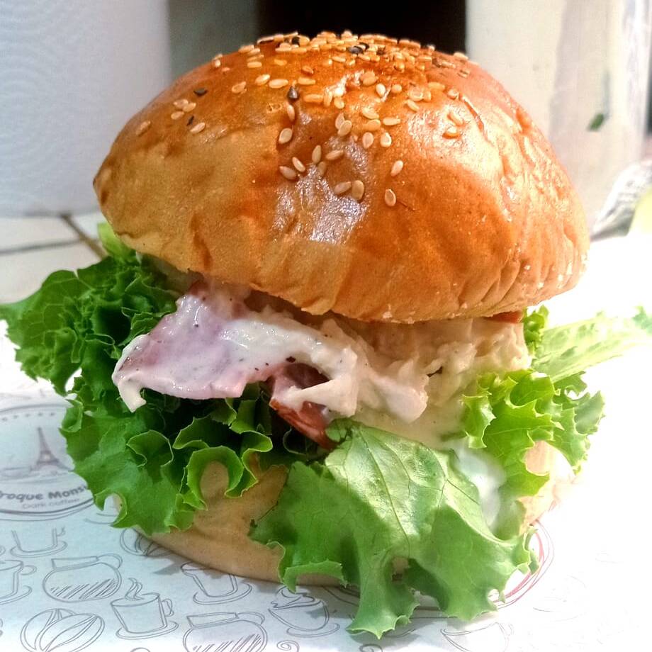 Brioche de Pollo & Tocino