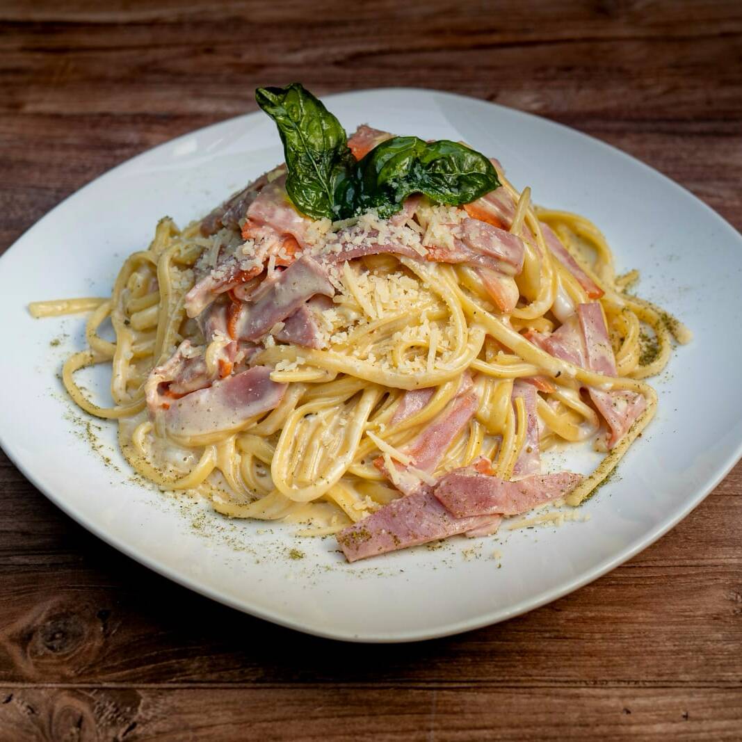 Ham Alfredo Pasta