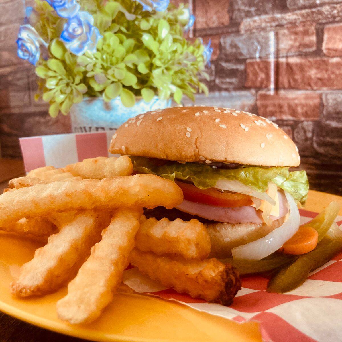 Hamburguesa con Papas