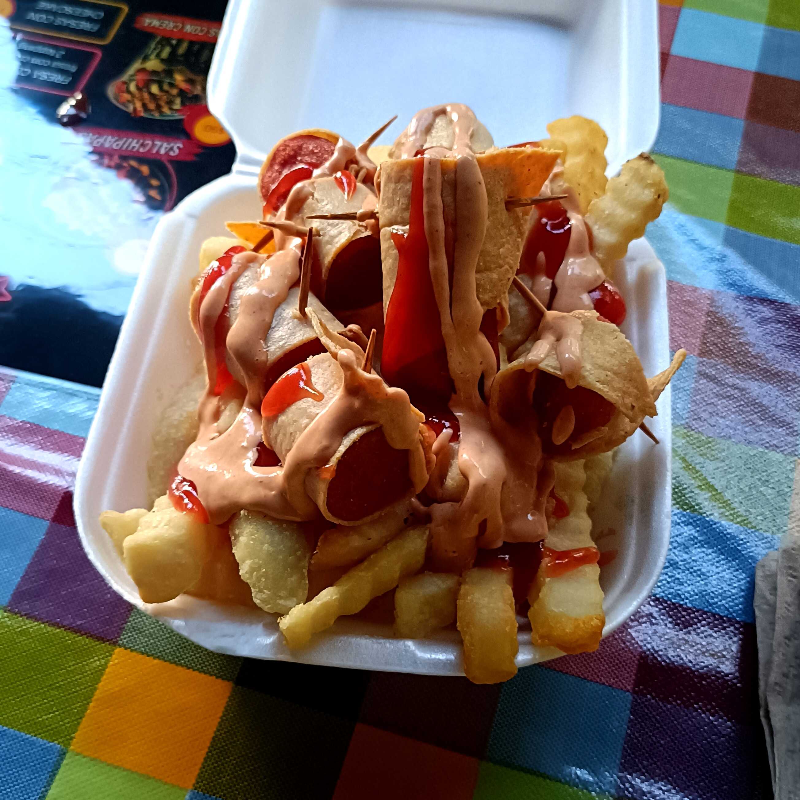 Salchitacos con Papas