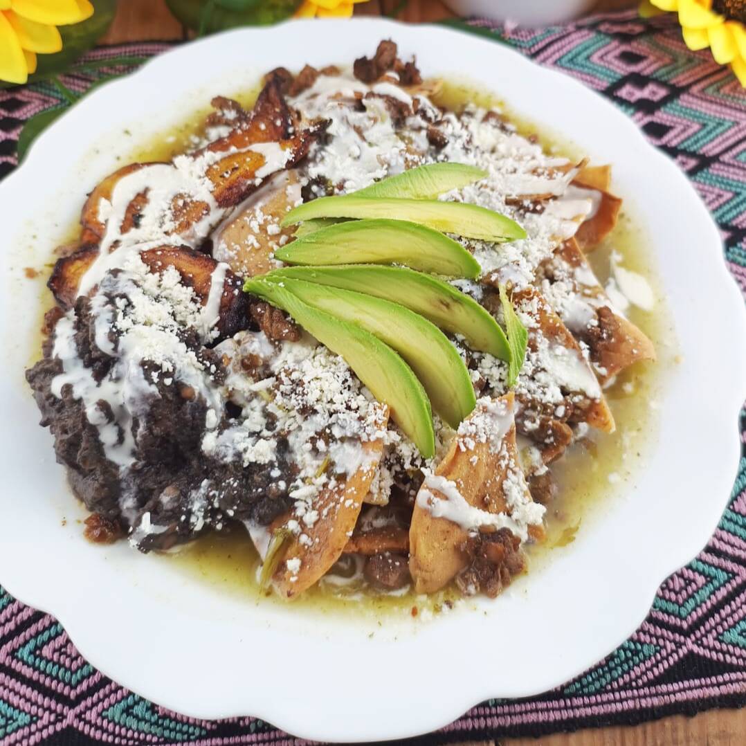 Chilaquiles con Bistec
