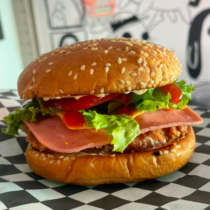 HAMBURGUESA CLASICA DE POLLO