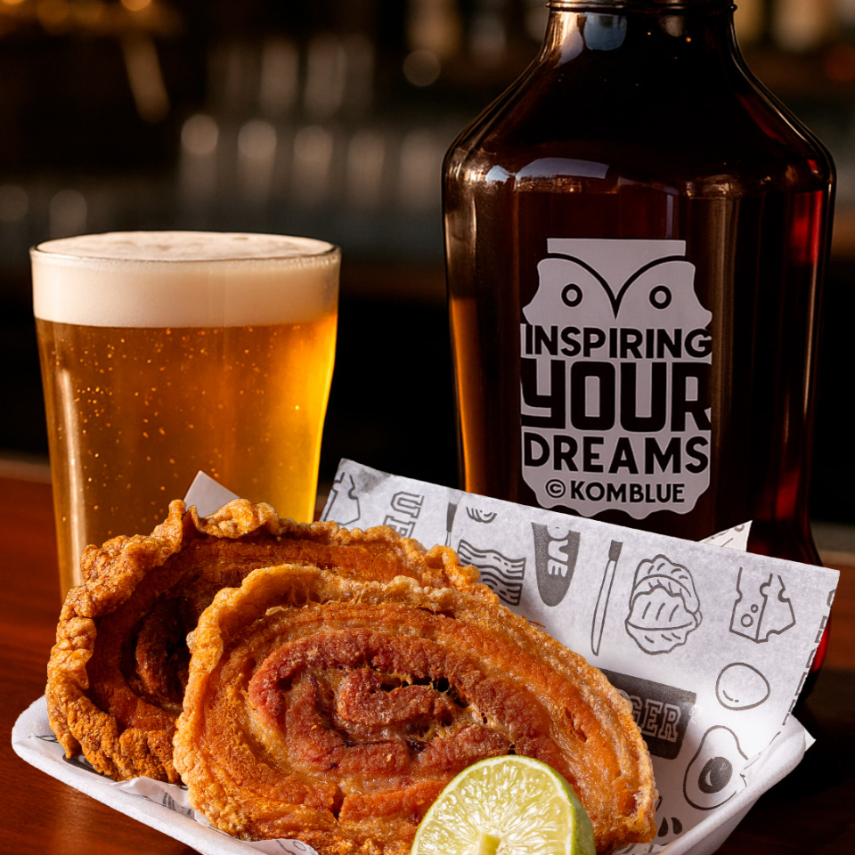 1 litro de chopp artesanal no growler + 240g de torresmo de rolo.