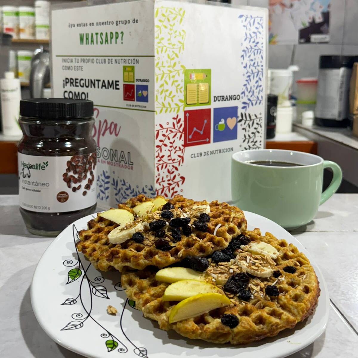 Waffles con Bebida