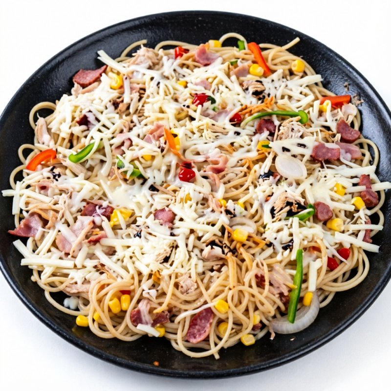 Macarrão, bacon, frango desfiado, pimentão ,calabresa, cebola, milho, molho de alho e molho shoyou mussarela .