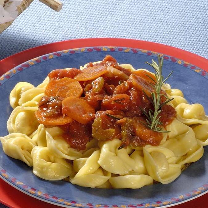 Atenção Pessoal!
Todos nossos pratos são cuidadosamente preparados e contém hortaliças e especiarias.
Não Fazemos Substituições De Ingredientes, nem alterações no cardápio, pois cada prato é cuidadosamente pensado e harmonizado.
Caso possua alguma restrição alimentar, chame no chat ou coloque nas observações do pedido.
Daremos Total Atenção A Vocês!
Desde Já Agradecemos A Compreensão E Preferência!