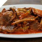 Bistec de Res en Pasilla con Nopales