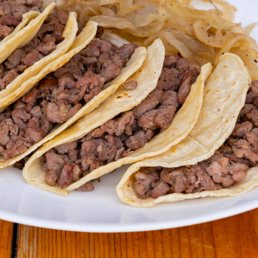 TACOS DE CARNE ASADA