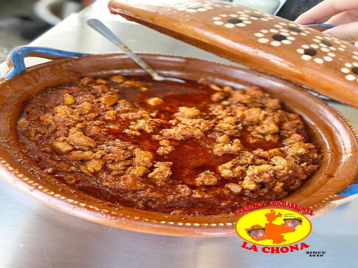 Carnitas y Chicharrones La Chona