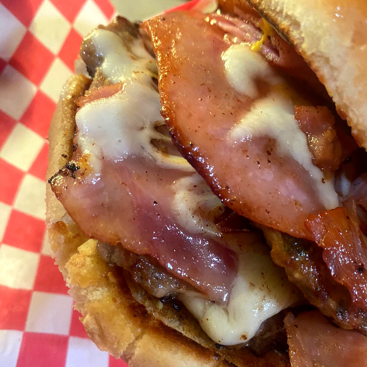 Hamburguesa Carnibora