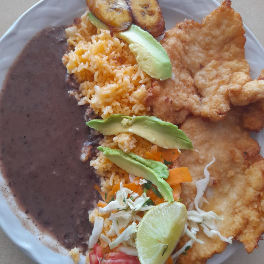 Pechuga de Pollo Empanizado
