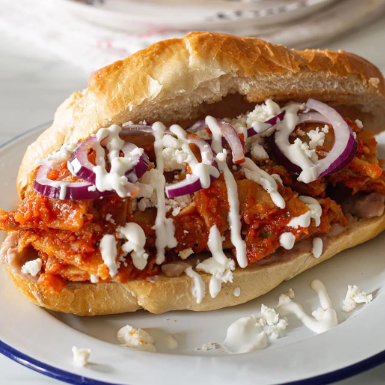 Torta de Chilaquiles
