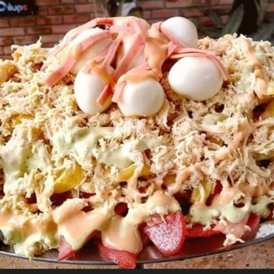 SALCHIPOLLO PARA 2 PERSONAS