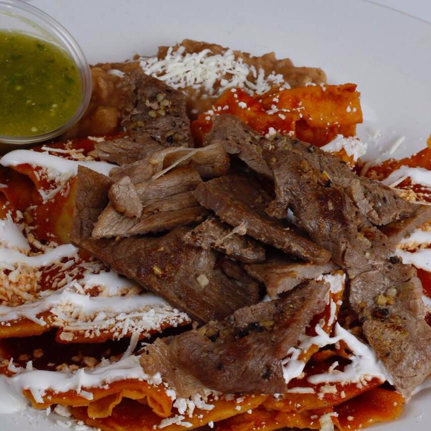 Chilaquiles con Carne Asada
