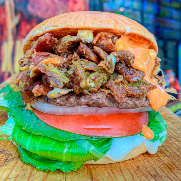 Burger Especial con Chicharron